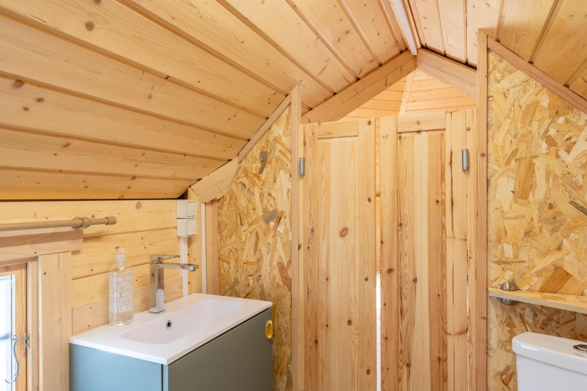 Logements Insolites A La Ferme - Yourte, Kota Ou Pod Farbus Room photo