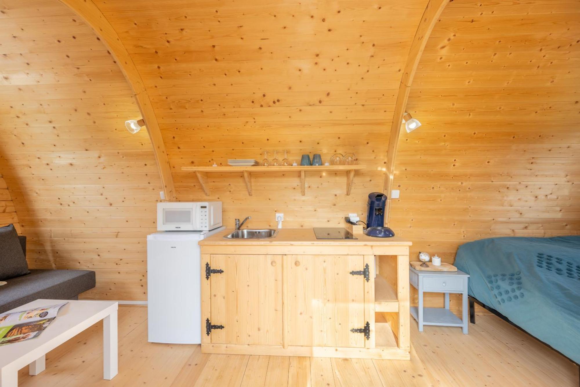 Logements Insolites A La Ferme - Yourte, Kota Ou Pod Farbus Room photo